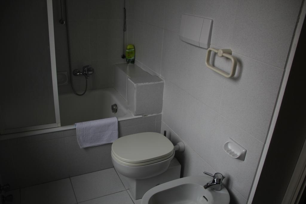 אסטי B&B Villa Ferrari מראה חיצוני תמונה